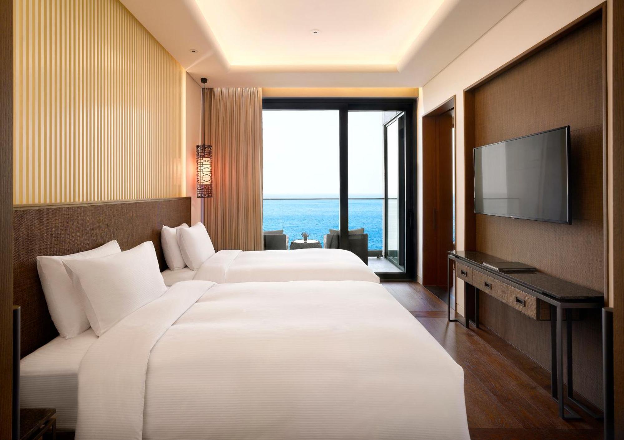 Ananti Hilton Busan Esterno foto